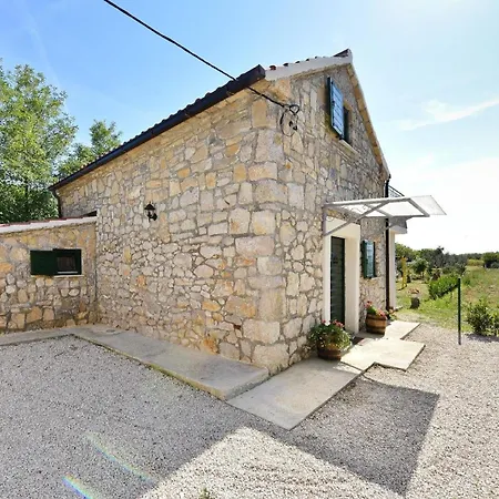 Ferienhaus In Privlaka Mit Grossem Balkon Tatil Evi Privlaka (Zadar)